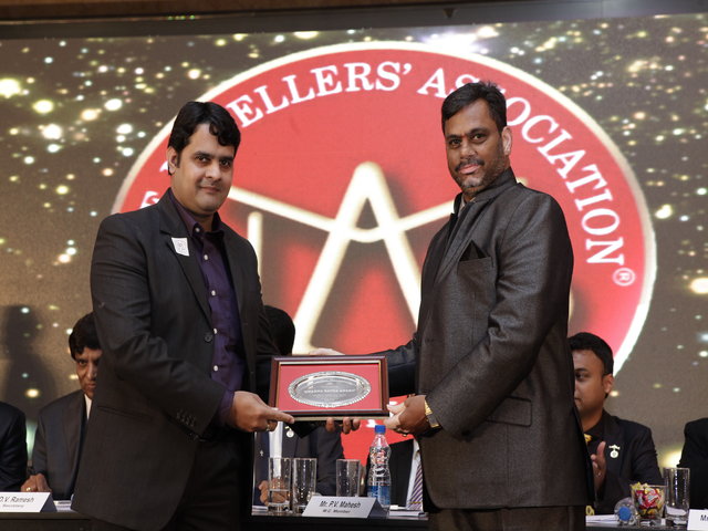 Raghav Hawa Manager Operations receiving the award from Mr. Vidya Sagar-Member JAB.jpg